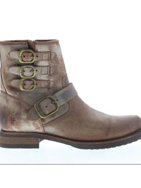 𝅺frye Veronica Belted Distressed Short Boots. Size 6